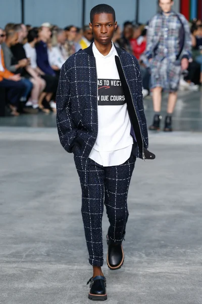 Look 42